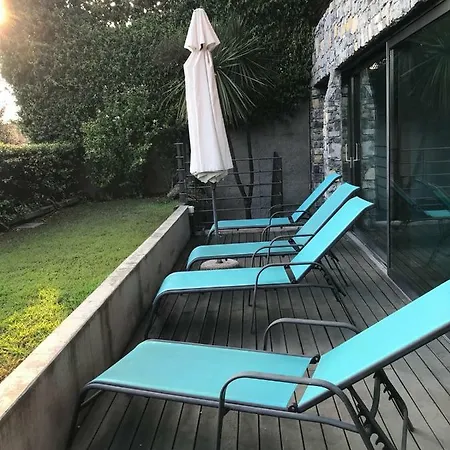 With Private Pool And Garden At Hills Apartment Como